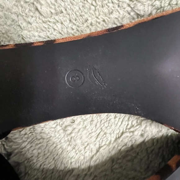 Promise Women’s Leopard Heels - Picture 5 of 7